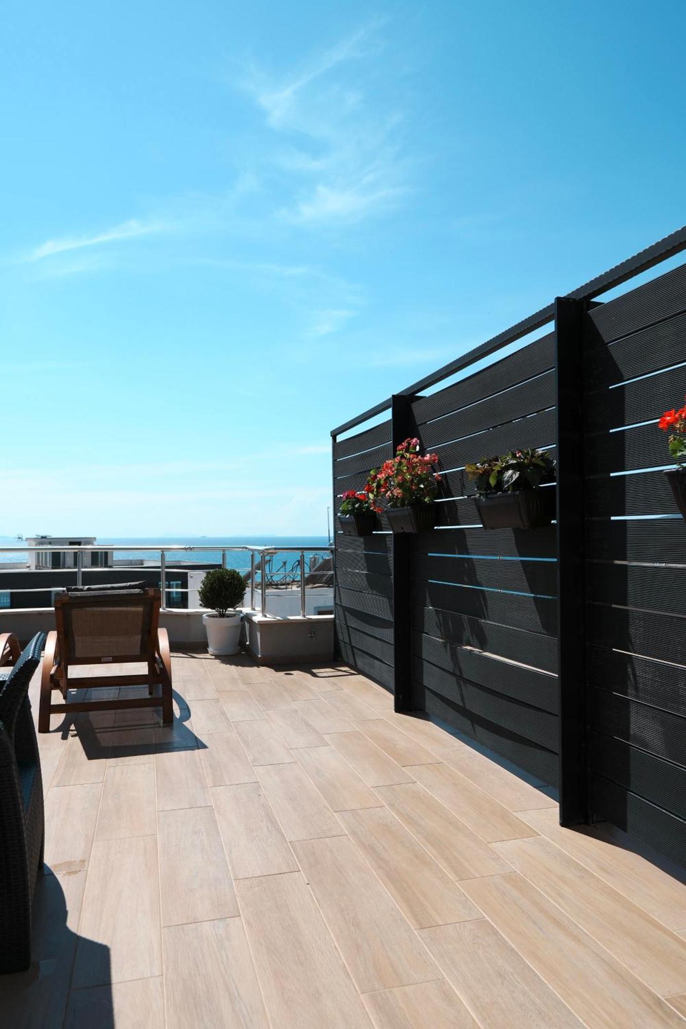 Hotel Blue Sky Sarande Exterior photo